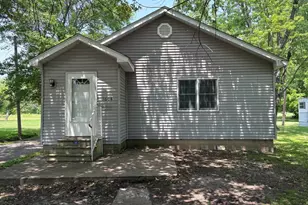 1606 & 1608 W Faust St, Marion, IL 62959 - Photo 2