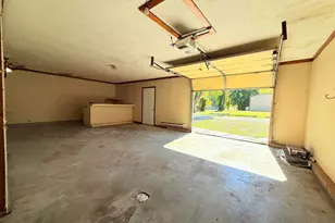 123 W College St, Harrisburg, IL 62946 - Photo 20