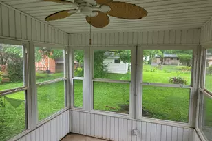 516 Frederick St, Herrin, IL 62948 - Photo 18