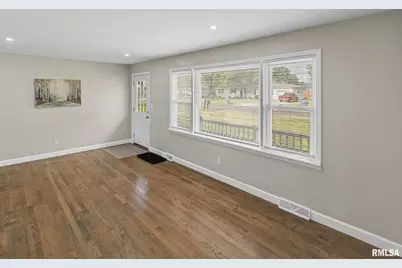 510 Westhaven Drive, Centralia, IL 62801 - Photo 10