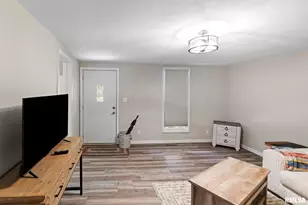 416 S Maple St, Salem, IL 62881 - Photo 12