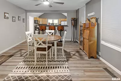 416 S Maple Street, Salem, IL 62881 - Photo 14