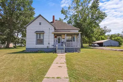 827 W Raymond Street, Harrisburg, IL 62946 - Photo 1