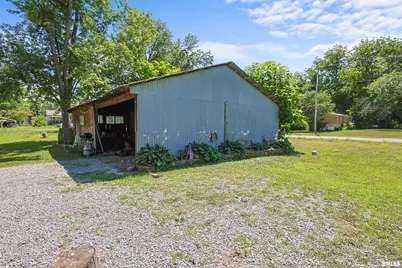 827 W Raymond Street, Harrisburg, IL 62946 - Photo 16