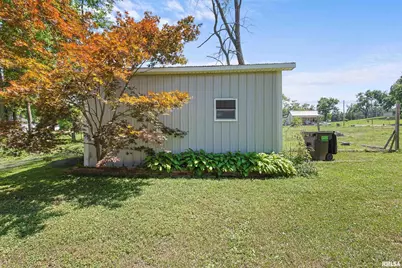 827 W Raymond Street, Harrisburg, IL 62946 - Photo 14