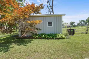 827 W Raymond St, Harrisburg, IL 62946 - Photo 14