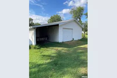 901 W Elm Street, Carmi, IL 62821 - Photo 18