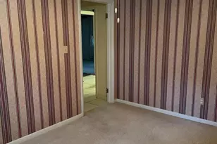 901 W Elm St, Carmi, IL 62821 - Photo 8