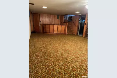 901 W Elm Street, Carmi, IL 62821 - Photo 16