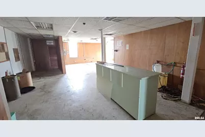 120 S Broadway Avenue, Salem, IL 62881 - Photo 22