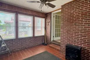 215 S Jackson St, Harrisburg, IL 62946 - Photo 10