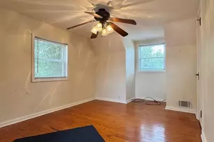 215 S Jackson St, Harrisburg, IL 62946 - Photo 18