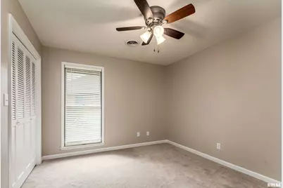 1605 S Eugene Lane, Marion, IL 62959 - Photo 36