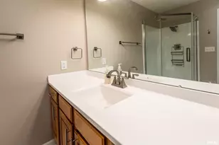 1605 S Eugene Ln, Marion, IL 62959 - Photo 42