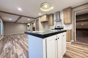 9049 Grassy Rd, Marion, IL 62959 - Photo 10