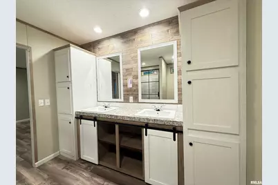 9049 Grassy Road, Marion, IL 62959 - Photo 20