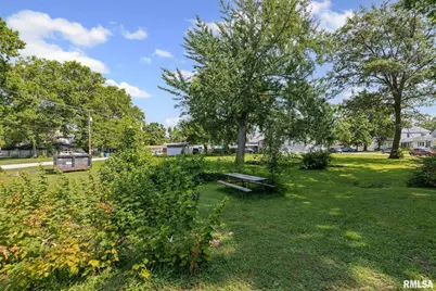 404 W Broadway Street, Centralia, IL 62801 - Photo 48