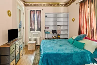 404 W Broadway Street, Centralia, IL 62801 - Photo 20