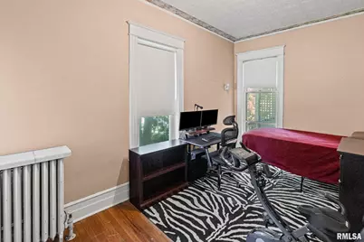 404 W Broadway Street, Centralia, IL 62801 - Photo 32