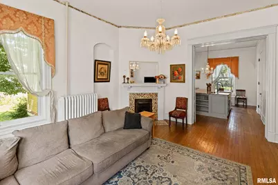 404 W Broadway Street, Centralia, IL 62801 - Photo 6