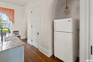 404 W Broadway St, Centralia, IL 62801 - Photo 12