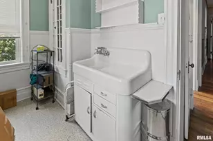 404 W Broadway St, Centralia, IL 62801 - Photo 30