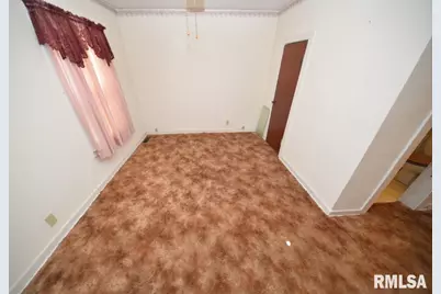 909 & 905 Fairfield Road, Mt Vernon, IL 62864 - Photo 18