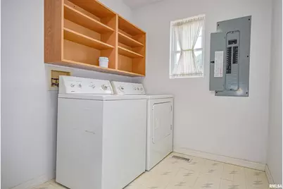 111 Hawthorn Estates Road, Salem, IL 62881 - Photo 12