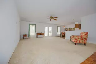 111 Hawthorn Estates Rd, Salem, IL 62881 - Photo 6