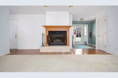 111 Hawthorn Estates Road, Salem, IL 62881 - Photo 10