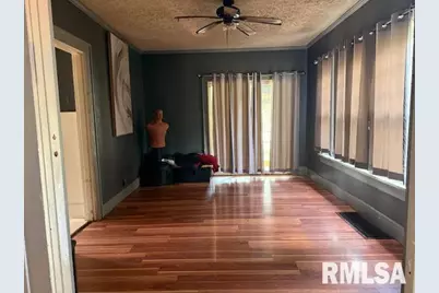 210 W Lincoln Street, Harrisburg, IL 62946 - Photo 12