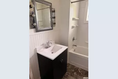 210 W Lincoln Street, Harrisburg, IL 62946 - Photo 14