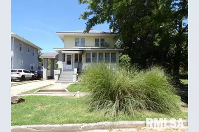 210 W Lincoln Street, Harrisburg, IL 62946 - Photo 1