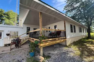 257 County Hwy 16, Xenia, IL 62899 - Photo 2