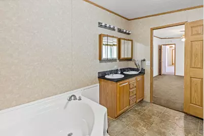 1111 S Jefferson Street, Salem, IL 62881 - Photo 12