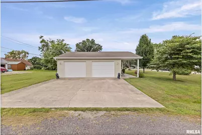 1111 S Jefferson Street, Salem, IL 62881 - Photo 34