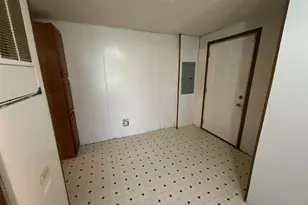 7106 Krutsinger Rd, Kinmundy, IL 62854 - Photo 8