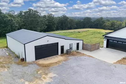 9975 Il-37 Route, Orangeville, IL 62939 - Photo 6