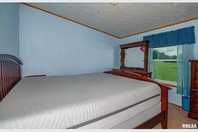 16807 Kendall Road, Salem, IL 62864 - Photo 18