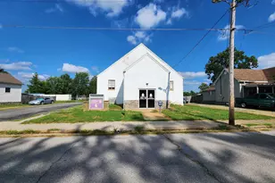 409 S Hill St, Marion, IL 62959 - Photo 2