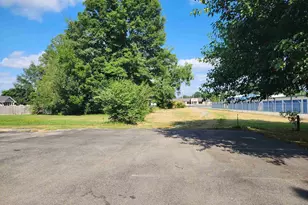 409 S Hill St, Marion, IL 62959 - Photo 30