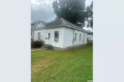 204 E Chester Street, Pinckneyville, IL 62274 - Photo 2