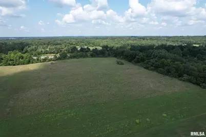 000 Southpoint Lane, West Frankfort, IL 62896 - Photo 2