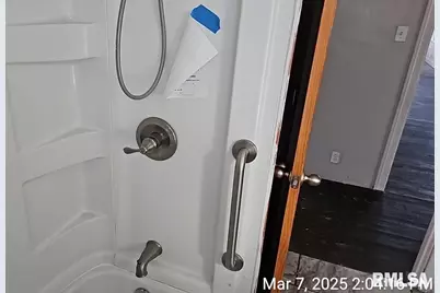 200 W Delaware Street, Fairfield, IL 62837 - Photo 18