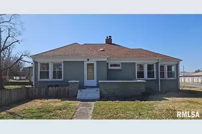 200 W Delaware Street, Fairfield, IL 62837 - Photo 2