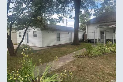 906 Belle Avenue, Pinckneyville, IL 62274 - Photo 2