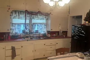 906 Belle Ave, Pinckneyville, IL 62274 - Photo 12