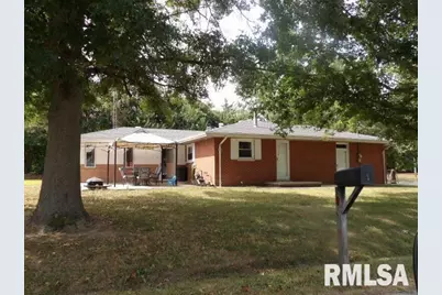 736 N Mill Street, Carrier Mills, IL 62917 - Photo 2