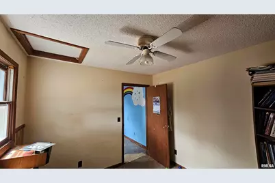 518 Fife Street, Carrier Mills, IL 62917 - Photo 24