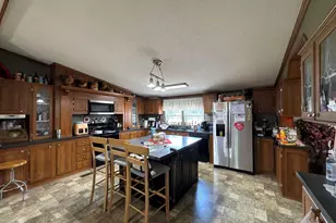 3920 Herrin Rd, Carterville, IL 62918 - Photo 8